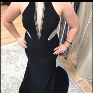 Black Jovani size 6 prom dress